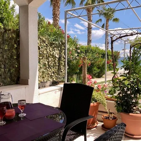 Apartmani “Kresimir” Omis Exterior photo