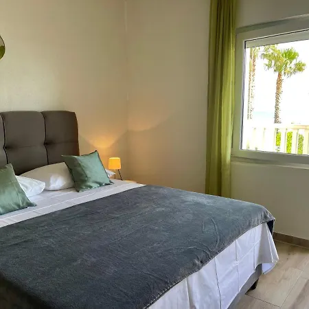 Apartmani “Kresimir” Omis Exterior photo